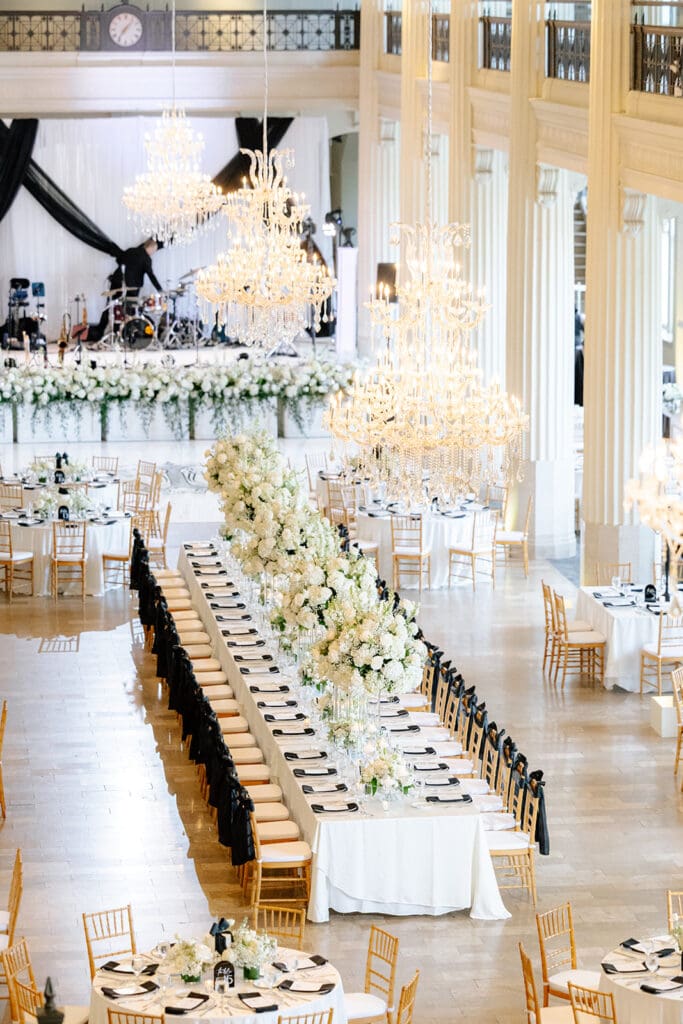 Corinthian-Houston-wedding-long-table